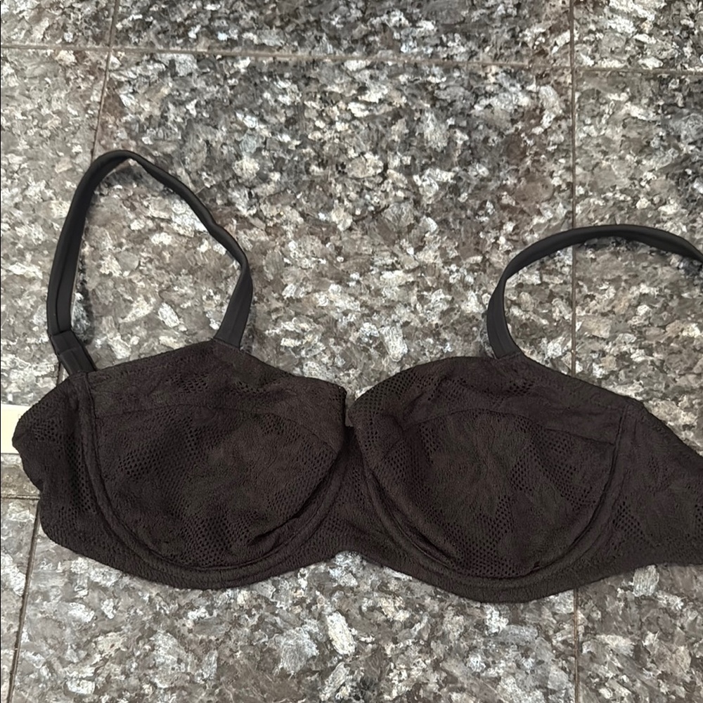 Aerie Black Lace Full-Coverage Bathing Suit Top